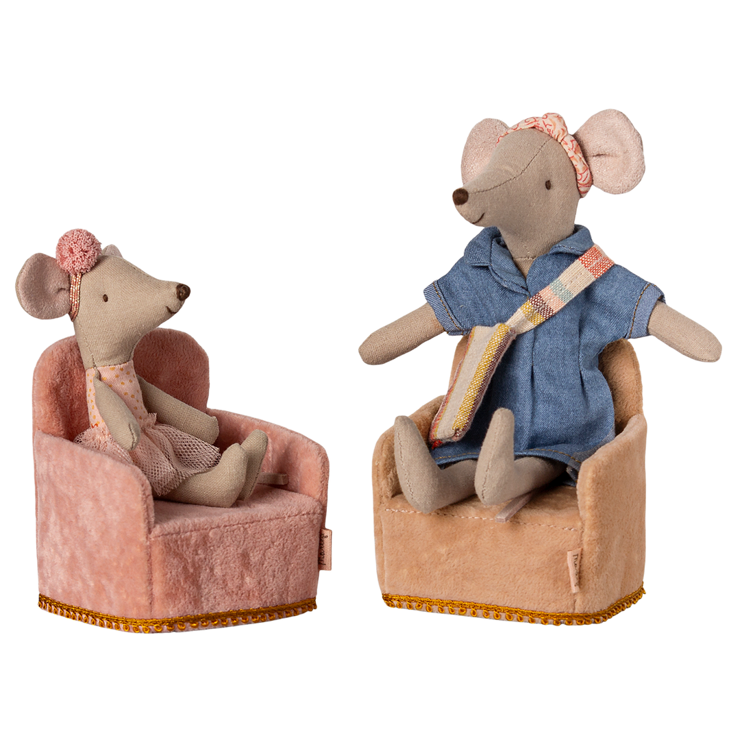 Maileg Folding chair, Mouse - Rose Dollhouses and Access. Maileg